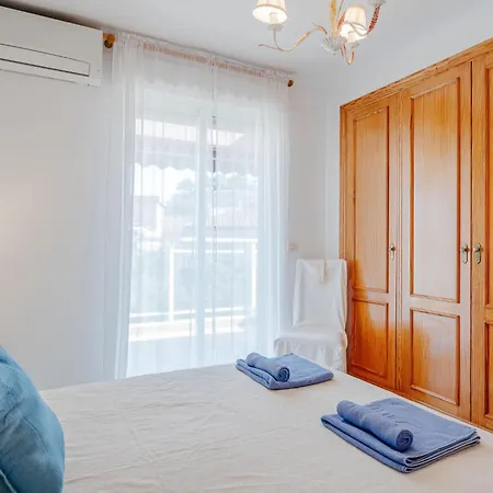 Dianium-3 By Interhome *